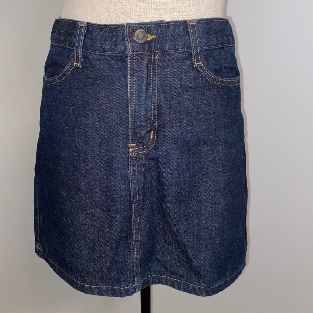 Club Monaco dark denim jean mini skirt LIKE NEW size 6